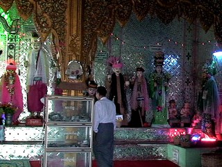 011-Nat-hall-320x240.jpg