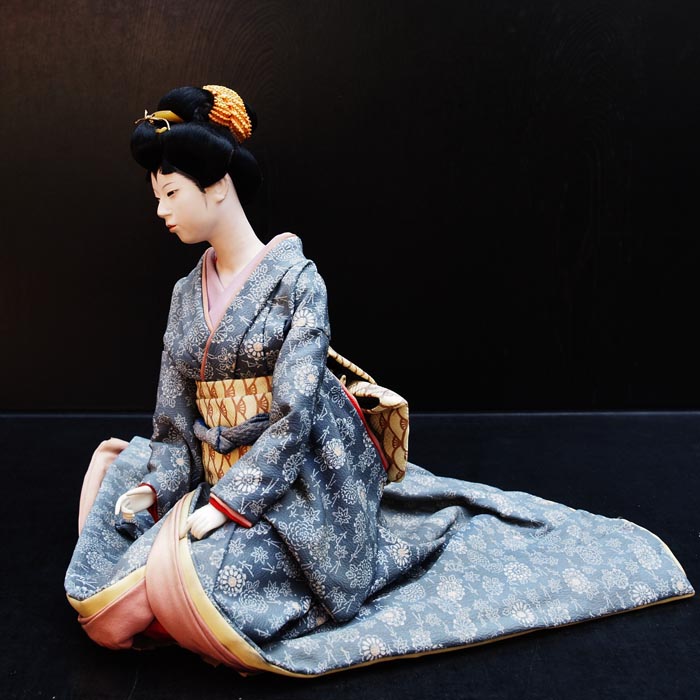 японксая кукла, сидящая девушка, японский антиквариат, japanese_doll2.jpg