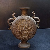 Японская ваза из бронзы с ручками-драконами