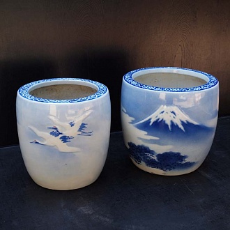 Пара японских ваз. Хибачи