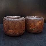 Деревянная ваза хибачи "Цветы и птица", Япония
